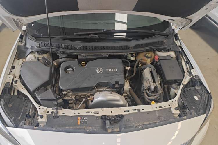 Used Buick Verano 2018 Sedan 15S Automatic Entry Model Engine Bay