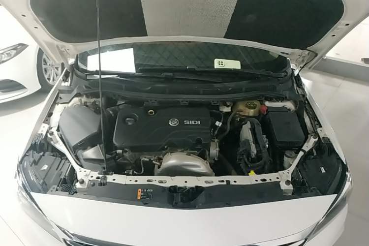 Used Buick Verano 2018 Sedan 15S Automatic Entry Model Engine Bay
