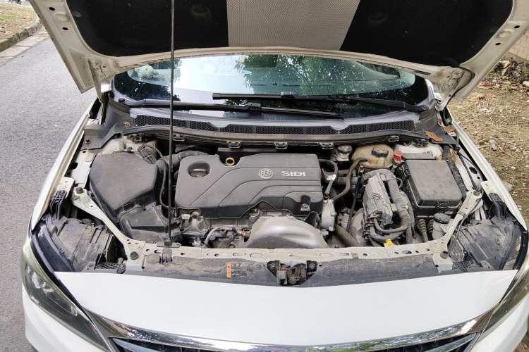 Used Buick Verano 2018 Sedan 15S Automatic Entry Model Engine Bay