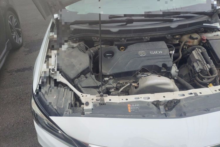 Used Buick Verano 2018 Sedan 15S Automatic Leading Model Engine Bay Right