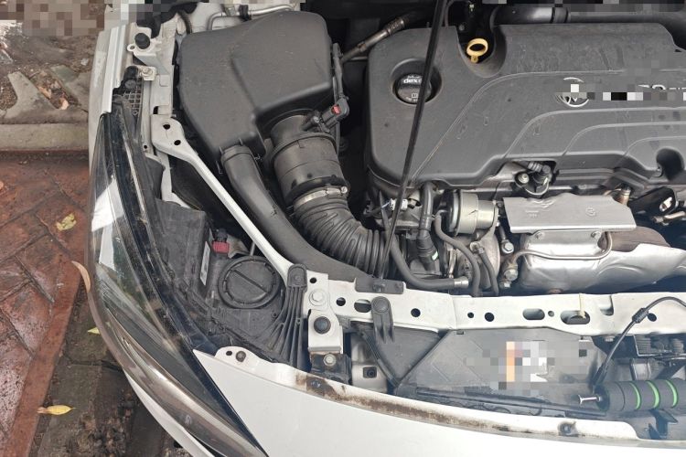 Used Buick Verano 2018 Hatchback GS 20T Dual-Clutch Leading Model Engine Bay Right