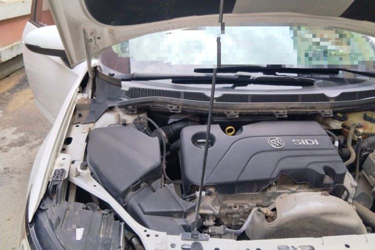 Used Buick Verano 2018 Sedan 15S Automatic Leading Model Engine Bay Right