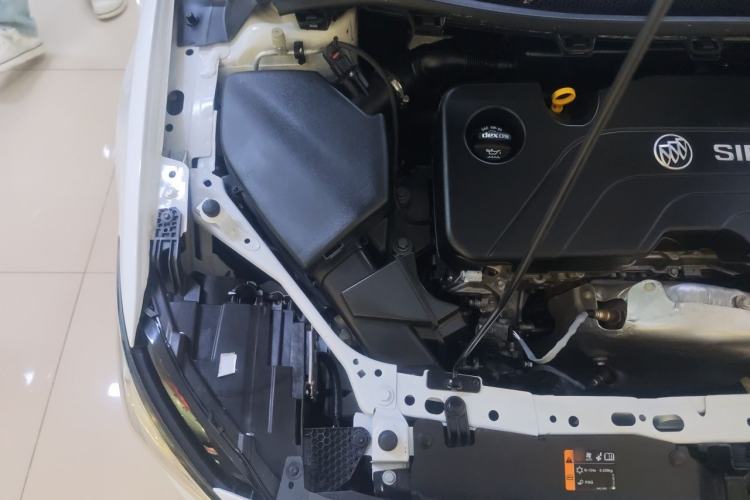 Used Buick Verano 2018 Sedan 15S Automatic Entry Model Engine Bay Right