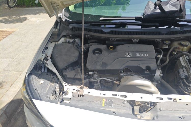 Used Buick Verano 2018 Sedan 15S Automatic Entry Model Engine Bay Right