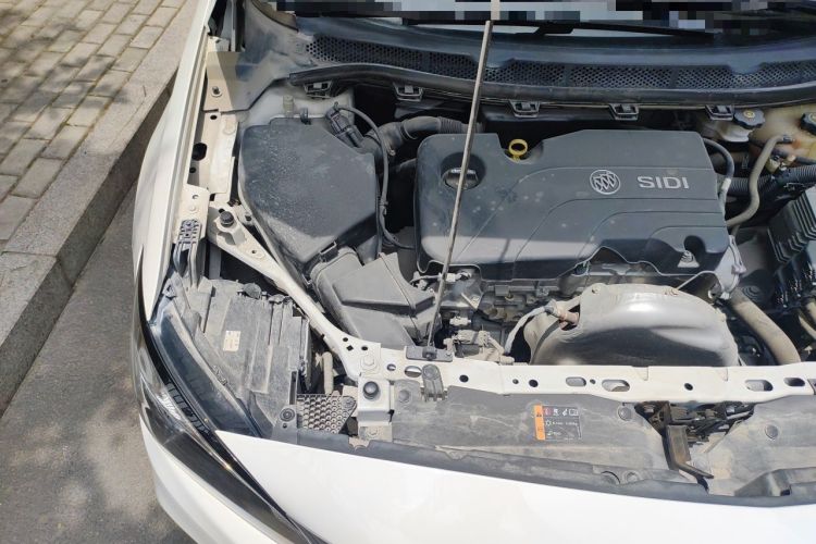 Used Buick Verano 2018 Sedan 15S Automatic Leading Model Engine Bay Right