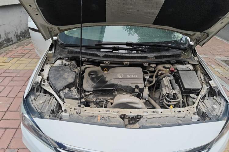 Used Buick Verano 2018 Sedan 15S Automatic Entry Model Engine Bay Right