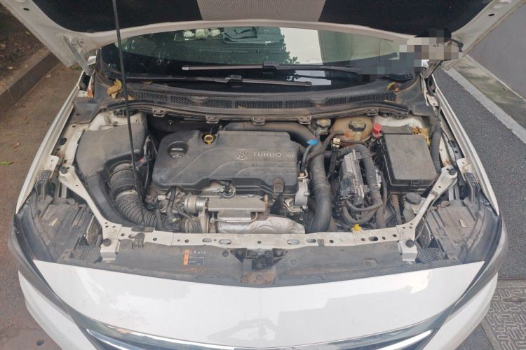Used Buick Verano 2018 Sedan 20T Dual-Clutch Leading Model Engine Bay