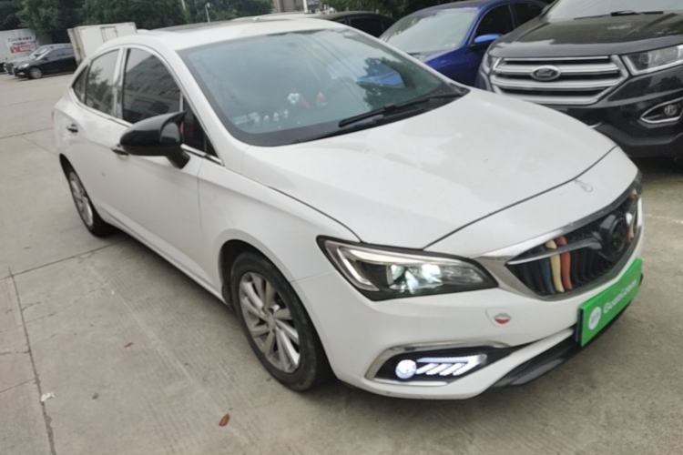 Used Buick Verano 2018 Sedan 15S Automatic Leading Model Exterior 1