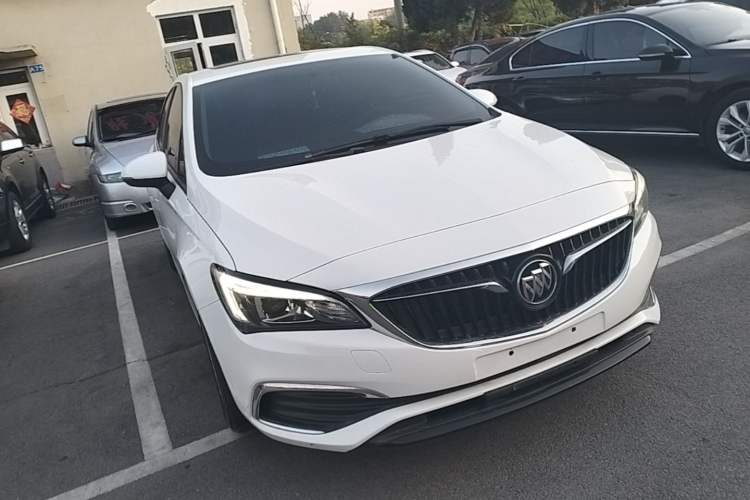 Used Buick Verano 2018 Sedan 15S Automatic Entry Model Exterior 1
