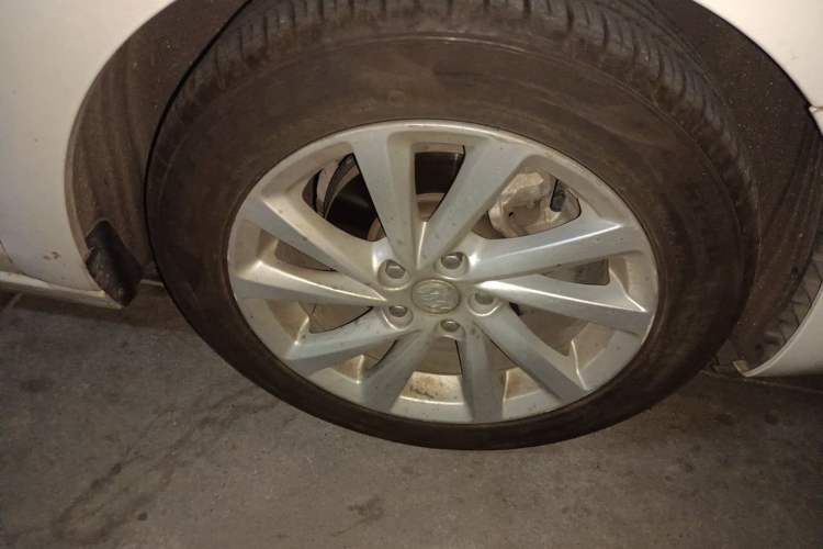 Used Buick Verano 2018 Sedan 15S Automatic Entry Model Exterior 1