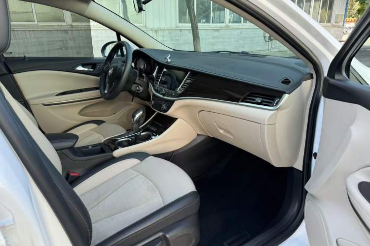 Used Buick Verano 2018 Sedan 15S Automatic Leading Model Exterior 11