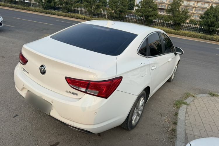 Used Buick Verano 2018 Sedan 20T Dual-Clutch Leading Model Exterior 2
