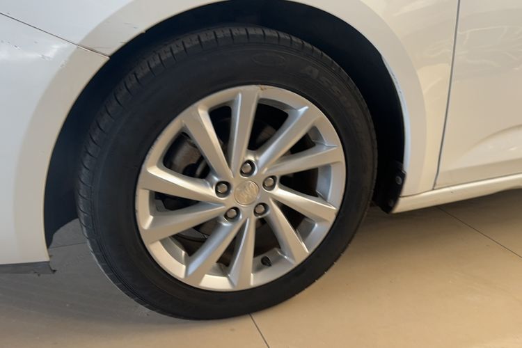 Used Buick Verano 2018 Sedan 15S Automatic Entry Model Exterior 2