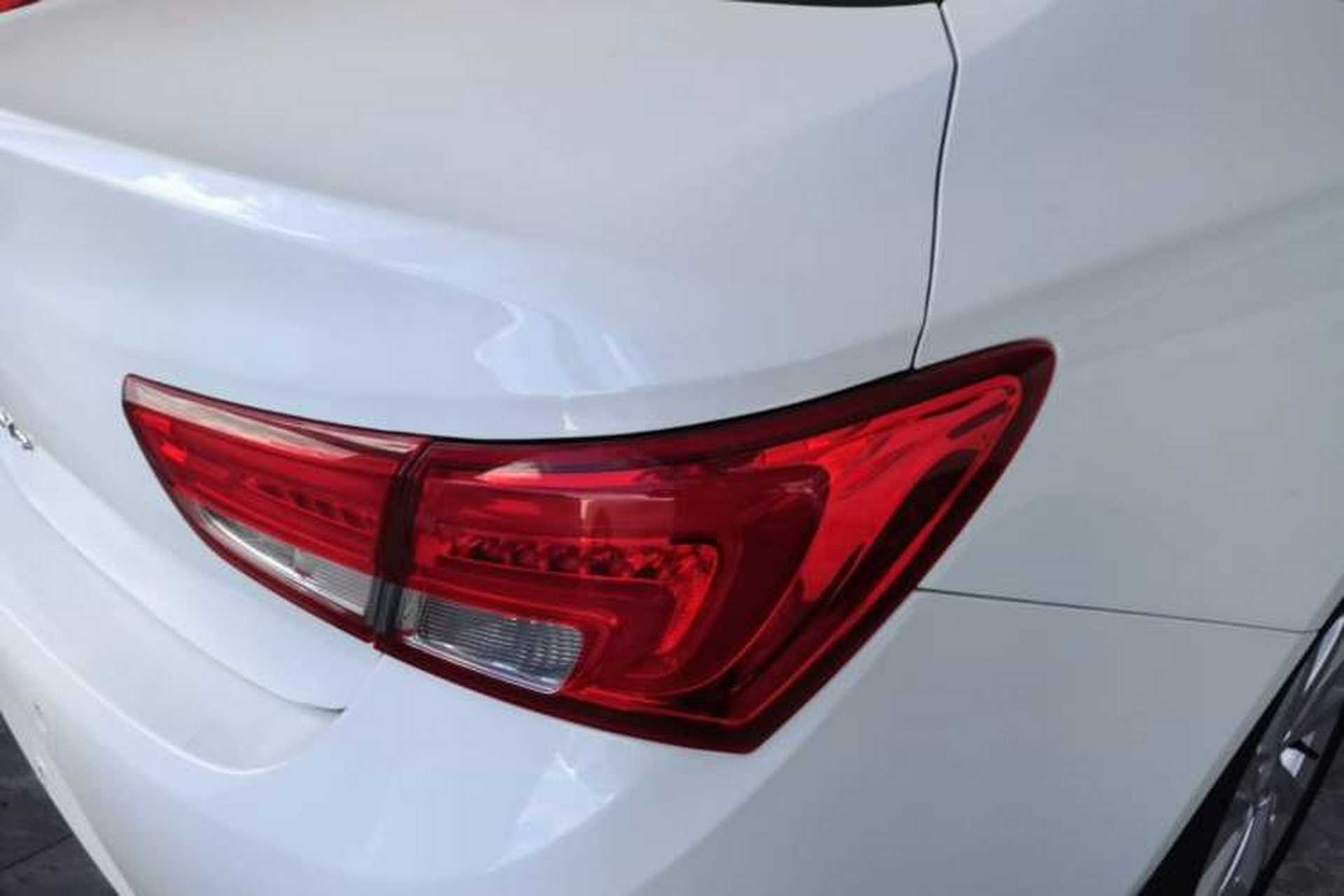 Used Buick Verano 2018 Sedan 15S Automatic Leading Model Exterior 3
