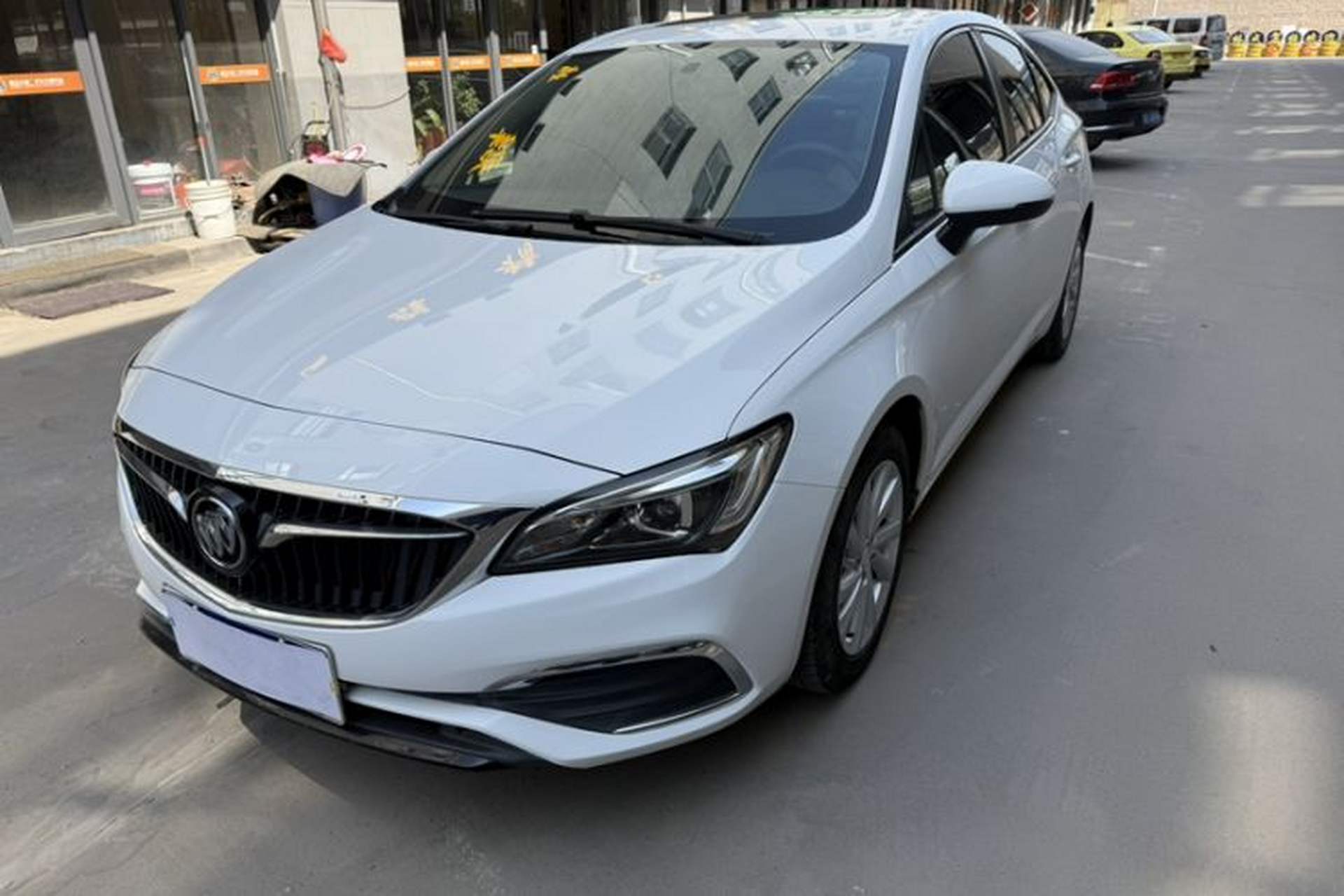 Used Buick Verano 2018 Sedan 15S Automatic Entry Model Exterior 4