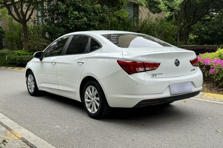 Used Buick Verano 2018 Sedan 15S Automatic Leading Model Exterior 4
