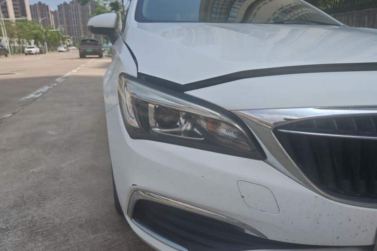 Used Buick Verano 2018 Sedan 15S Automatic Entry Model Exterior 6