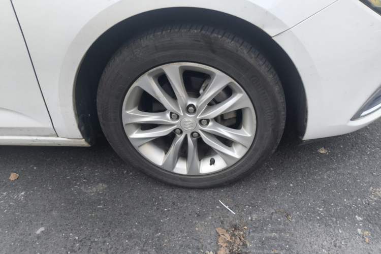 Used Buick Verano 2018 Sedan 20T Dual-Clutch Leading Model Exterior 7