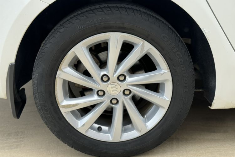 Used Buick Verano 2018 Sedan 15S Automatic Leading Model Exterior 9