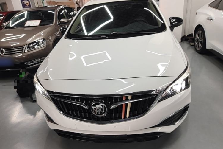 Used Buick Verano 2018 Sedan 20T Dual-Clutch Leading Model Front