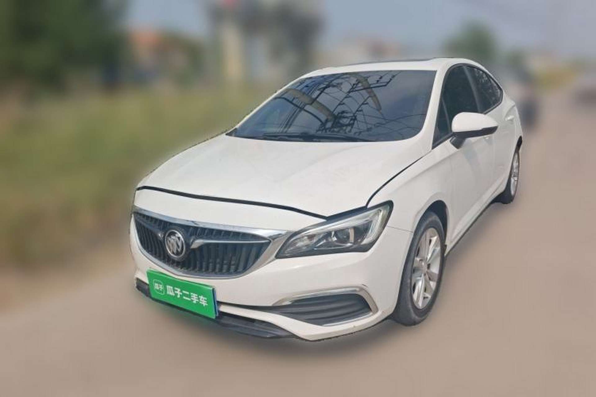Used Buick Verano 2018 Sedan 20T Dual-Clutch Leading Model Front Left 45 Deg