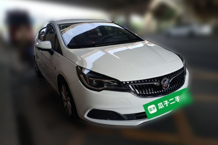 Used Buick Verano 2018 Hatchback 15S Automatic Leading Model Front Right 45 Deg