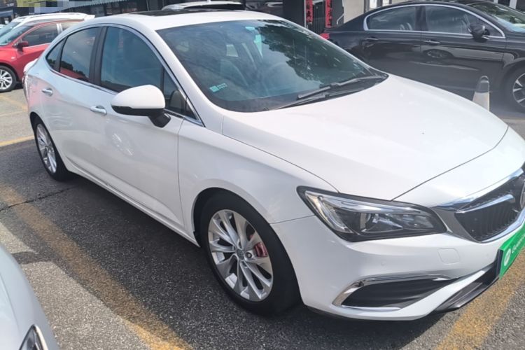 Used Buick Verano 2018 Sedan 20T Dual-Clutch Leading Model Front Right 45 Deg