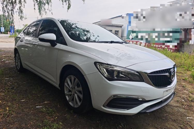 Used Buick Verano 2018 Sedan 15S Automatic Leading Model Front Right 45 Deg
