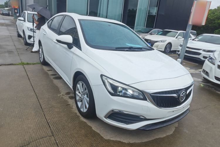 Used Buick Verano 2018 Sedan 15S Automatic Leading Model Front Right 45 Deg