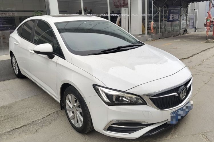 Used Buick Verano 2018 Sedan 15S Automatic Leading Model Front Right 45 Deg