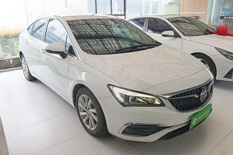 Used Buick Verano 2018 Sedan 15S Automatic Entry Model Front Right 45 Deg
