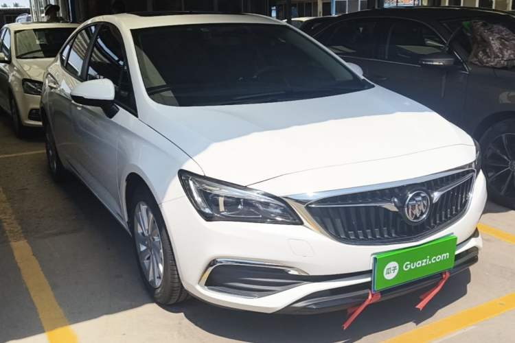 Used Buick Verano 2018 Sedan 15S Automatic Entry Model Front Right 45 Deg