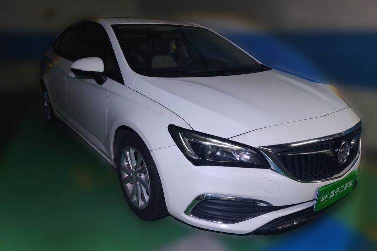 Used Buick Verano 2018 Sedan 15S Automatic Leading Model Front Right 45 Deg