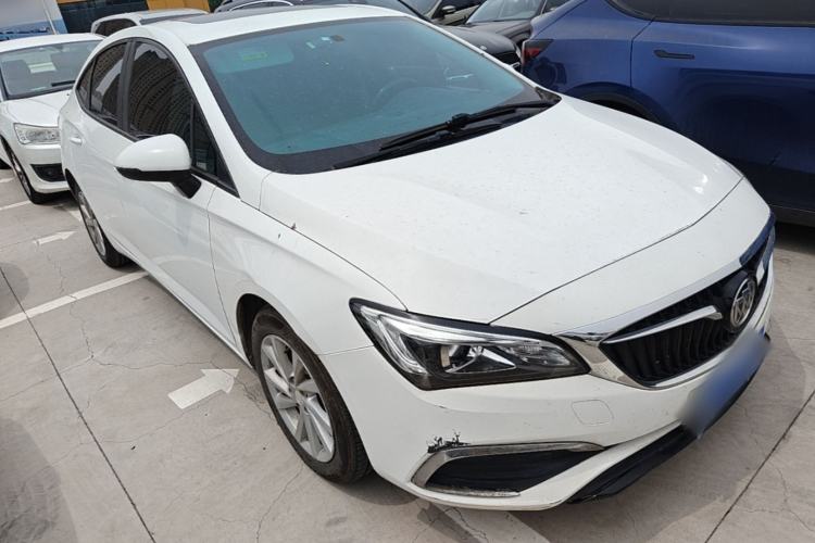 Used Buick Verano 2018 Sedan 15S Automatic Entry Model Front Right 45 Deg