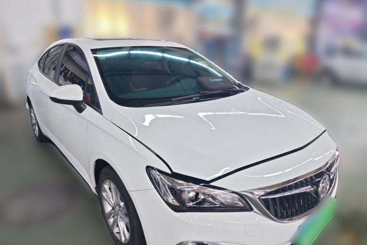 Used Buick Verano 2018 Sedan 20T Dual-Clutch Leading Model Front Right 45 Deg