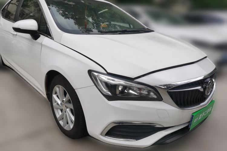 Used Buick Verano 2018 Sedan 15S Automatic Entry Model Front Right 45 Deg
