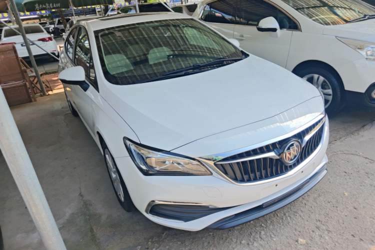 Used Buick Verano 2018 Sedan 15S Automatic Leading Model Front Right 45 Deg