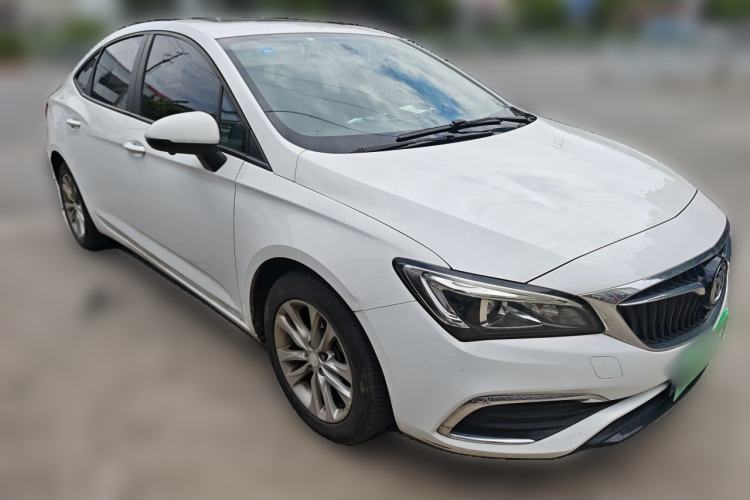 Used Buick Verano 2018 Sedan 20T Dual-Clutch Leading Model Front Right 45 Deg