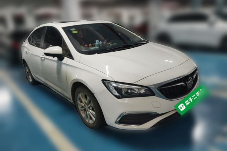 Used Buick Verano 2018 Sedan 20T Dual-Clutch Leading Model Front Right 45 Deg