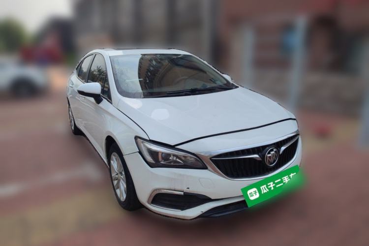 Used Buick Verano 2018 Sedan 20T Dual-Clutch Leading Model Front Right 45 Deg