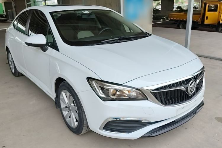 Used Buick Verano 2018 Sedan 15S Automatic Leading Model Front Right 45 Deg