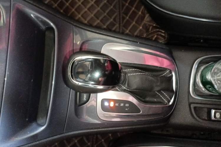 Used Buick Verano 2018 Hatchback 15S Automatic Leading Model Gear Lever