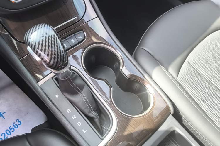 Used Buick Verano 2018 Sedan 20T Dual-Clutch Leading Model Gear Lever