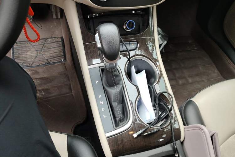 Used Buick Verano 2018 Sedan 15S Automatic Entry Model Gear Lever