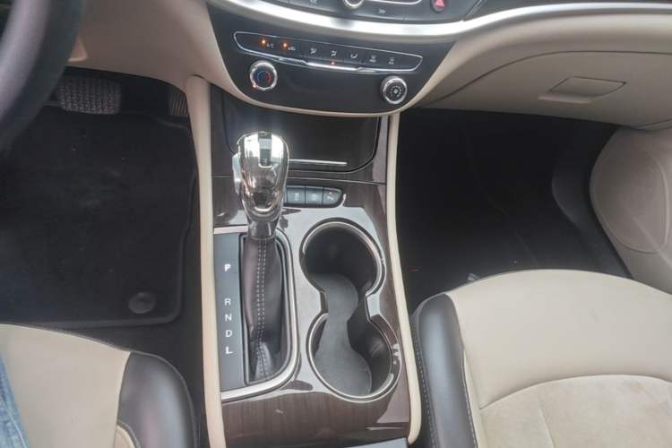 Used Buick Verano 2018 Sedan 15S Automatic Leading Model Gear Lever