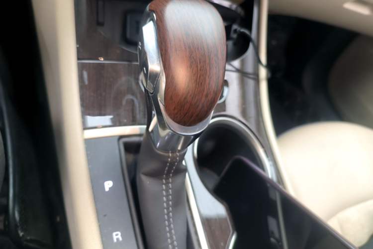 Used Buick Verano 2018 Hatchback 15S Automatic Leading Model Gear Lever