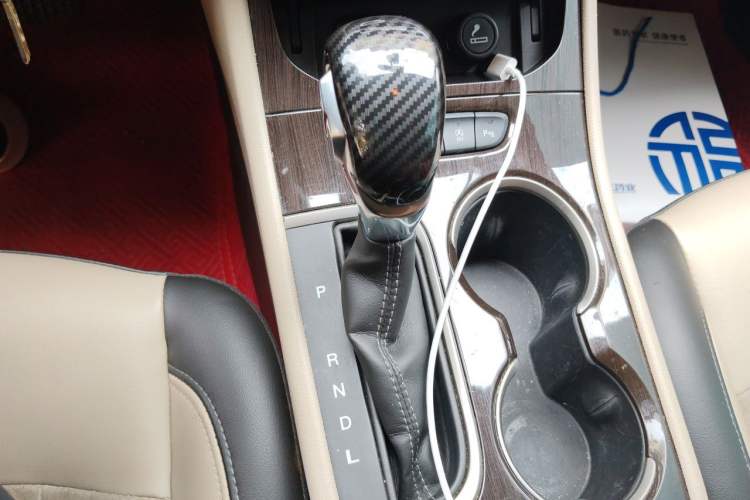 Used Buick Verano 2018 Sedan 15S Automatic Leading Model Gear Lever