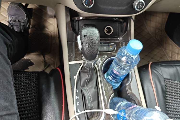 Used Buick Verano 2018 Hatchback 15S Automatic Leading Model Gear Lever