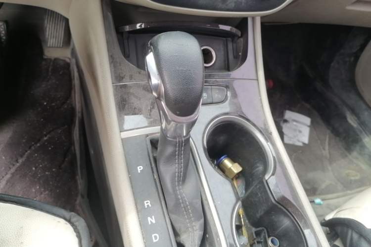 Used Buick Verano 2018 Sedan 15S Automatic Leading Model Gear Lever