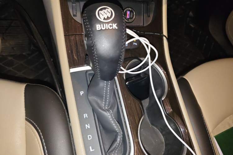 Used Buick Verano 2018 Sedan 15S Automatic Leading Model Gear Lever